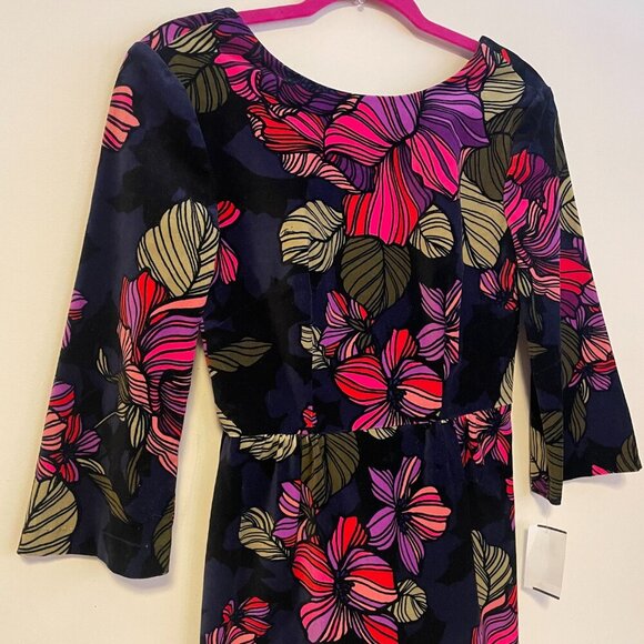 Trina Turk Velvet Quarter Sleeve Short Mini Dress Multicolor Floral Size 2 NWT - Picture 2 of 4